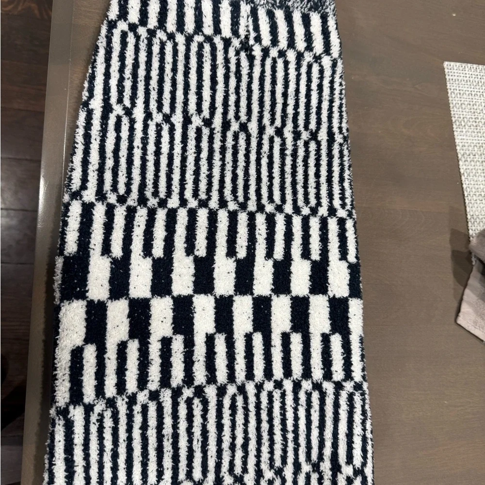 CozyChic Abstract Check Dog Sweater Barefoot Dreams NWT